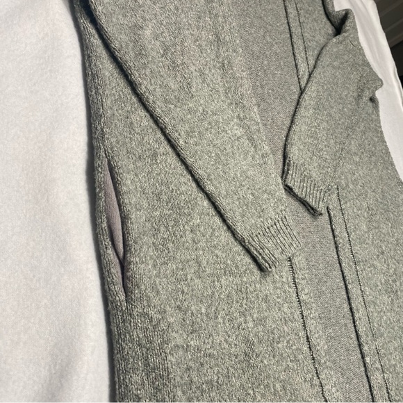 Urban Outfitters Gray Long Cardigan Open Front Sweater Size M #1398 - Picture 10 of 14
